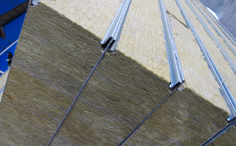 外墻巖棉板如何進(jìn)行保養(yǎng)？